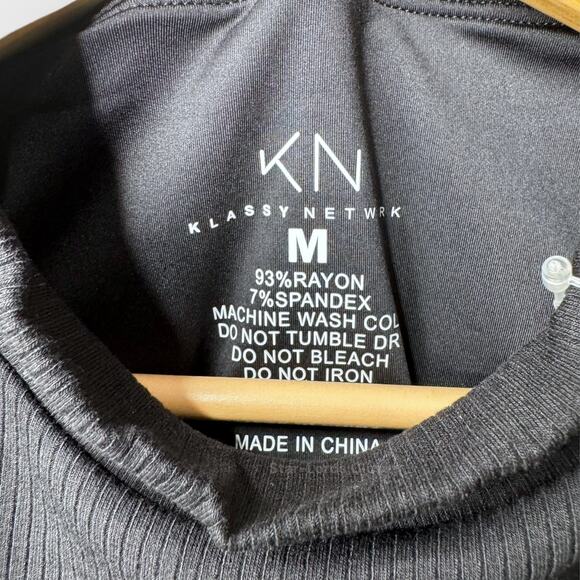 Klassy Network Crop Top Ribbed Mock Neck Padded Minimalist Black Women's Medium - Picture 3 of 7